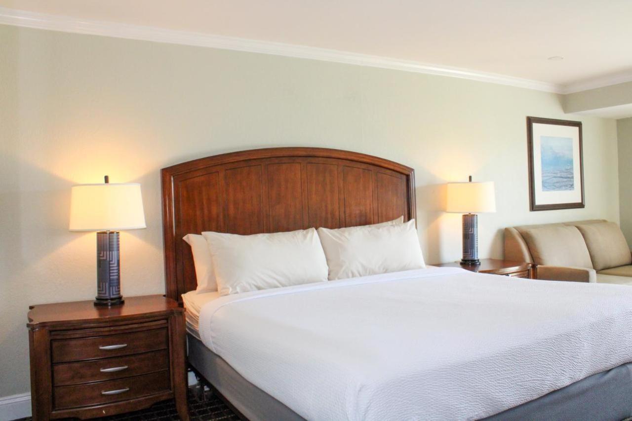 Cape Cod Irish Village - The Emerald Resort 반스터블 외부 사진